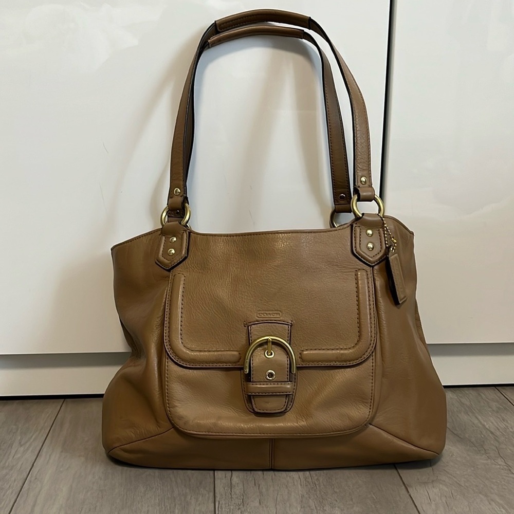 COACH Campbell Belle Genuine Leather Shoulder Bag in Dark Camel Brown